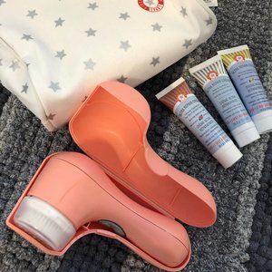 Clarisonic Mia 2 Peach color with gifts